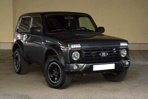 nakladka-na-kapot-dlya-lada-vaz-2121-4x4-niva-1977-2006-lada-4x4-2006-2020-lada-legend-2021-n-v-_2