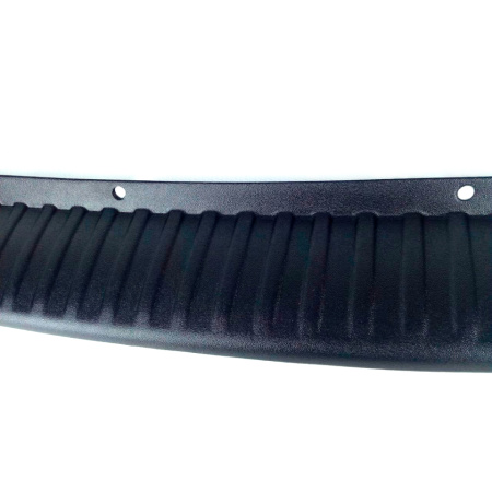 nakladka-na-zadnij-bamper-lada-kalina-2-universal-_4