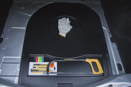 organajzer-verhnij-v-nishu-zapasnogo-kolesa-kvadratnyj-artform-dlya-renault-logan-ii-s-2014-g-v-sht_2