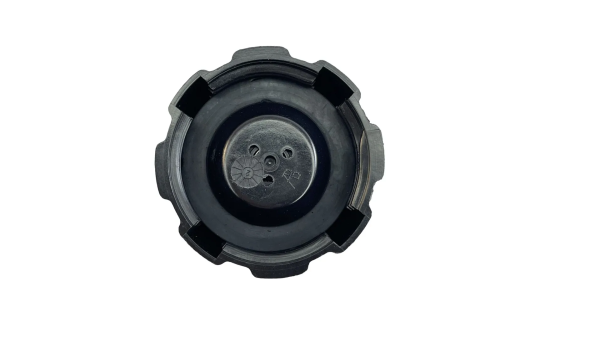 probka-kryshka-rasshiritelnogo-bachka-dlya-vaz-2108-2113-2110-2170-kalina-granta-datsun_5